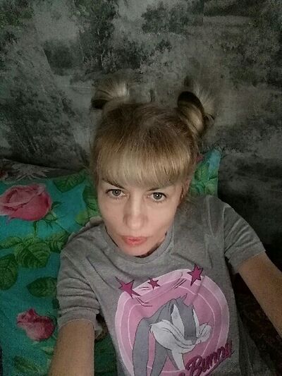  ,   Irisha, 42 ,   c 