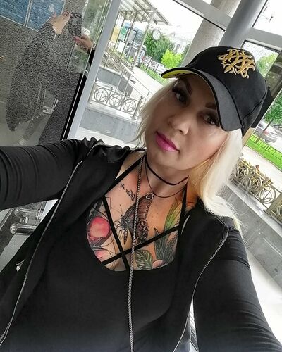  ,   Ladi, 52 ,     , c 