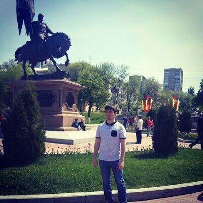  ,   Aziz, 31 ,   