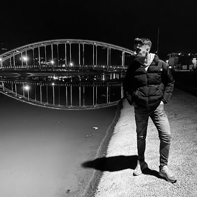  ,   Ahmet, 21 ,   ,   