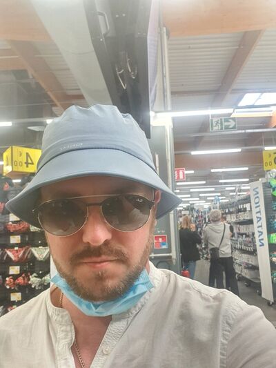  ,   Vlad, 42 ,   ,   , c 