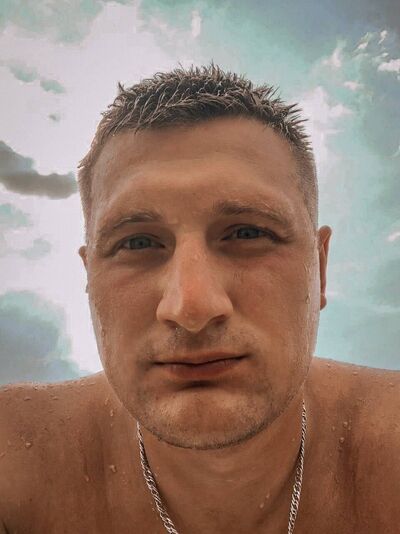  ,   Denis, 29 ,   ,   