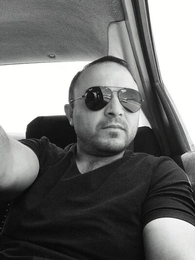  ,   Ali, 44 ,   ,   