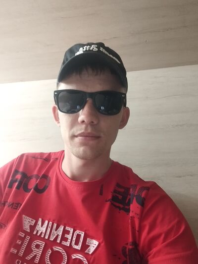  ,   Albert, 29 ,   ,   