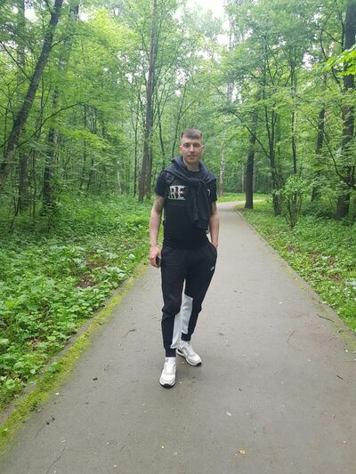  ,   Alexander, 32 ,   ,   