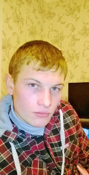  ,   Andy, 32 ,   