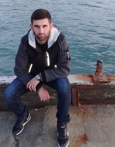  -,   Artur, 29 ,     , c , 