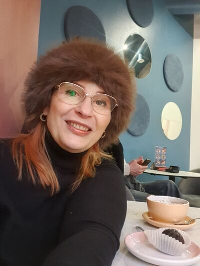  ,   Tatjana, 44 ,   ,   