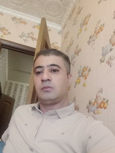  ,   Ruslan, 40 ,   ,   