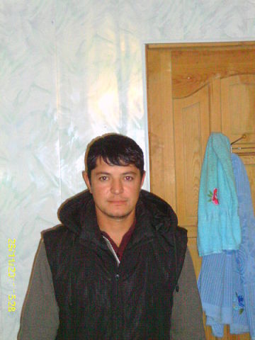  ,   Ikrom, 40 ,   ,   , c 