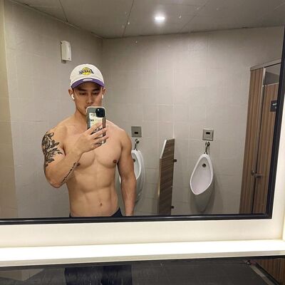  ,   Kris, 31 ,   ,   