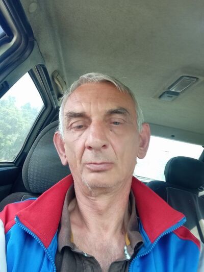  ,   Alex, 58 ,   