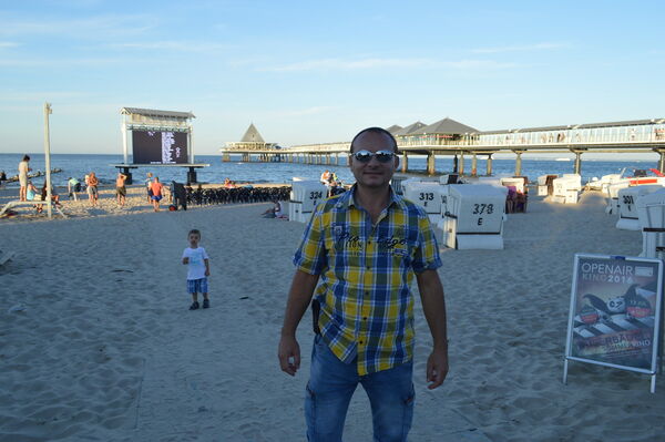  ,   Ruslan, 55 ,   ,   , c 