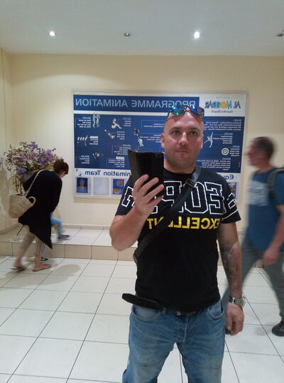  ,   Denis, 44 ,   ,   , c 