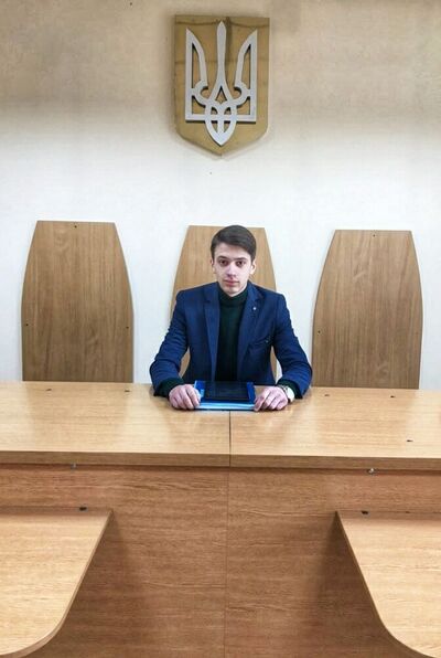  ,   Pavlo, 25 ,   ,   , c 