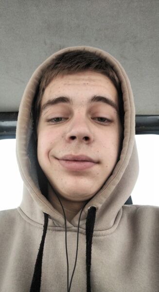   ,   Alexander, 21 ,   ,   