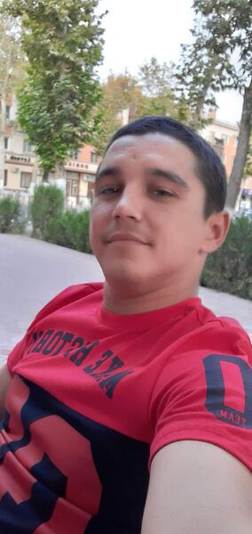  ,   Rinat, 32 ,   ,   