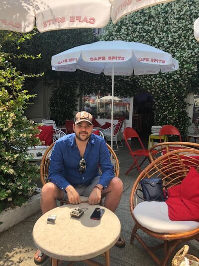  Fontvieille,   John, 38 ,   ,   