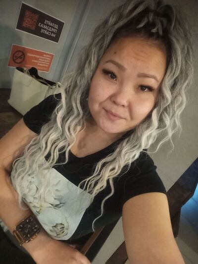  ,   Katina, 31 ,   ,   