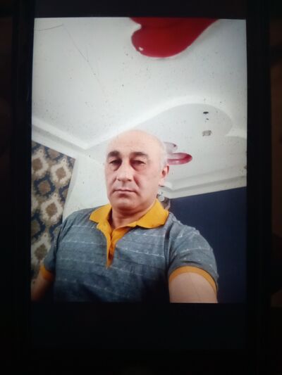  ,   Azar, 54 ,   ,   
