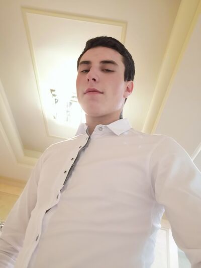  ,   Sergei, 25 ,   ,   , c 