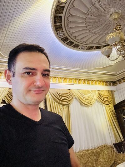  ,   Niko, 40 ,   ,   