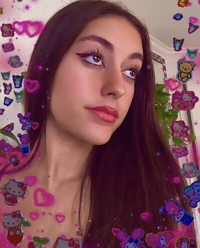  ,   Julia, 23 ,   ,   , 