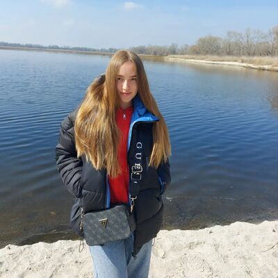  ,   Diana, 19 ,  