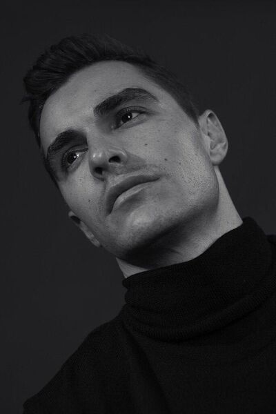  ,   Alex, 35 ,   ,   , c , 