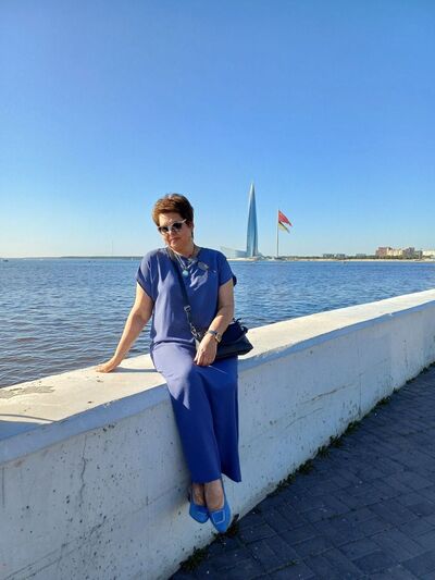  -,   Elena, 55 ,   c 