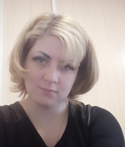  ,   Elena, 38 ,   ,   