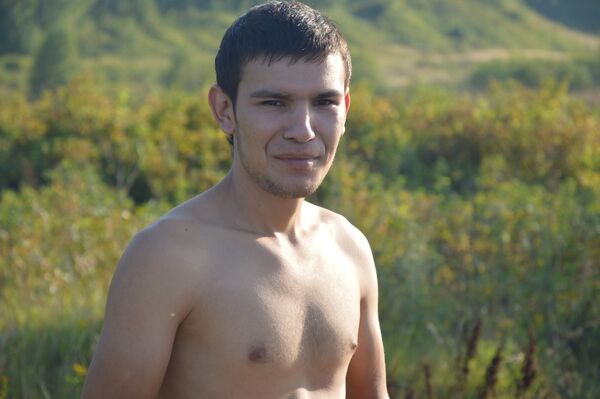  ,   Aza, 32 ,   ,   , c 