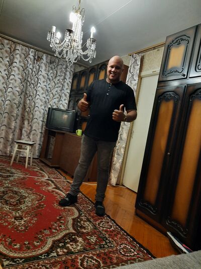  ,   Yassel, 41 ,   ,   