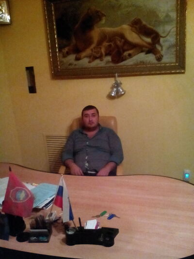  ,   Artur, 40 ,   ,   , c 