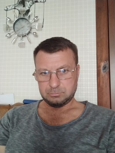  ,   Igor, 48 ,   ,   