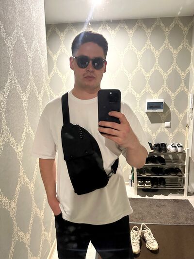  ,   Antuan, 30 ,   ,   