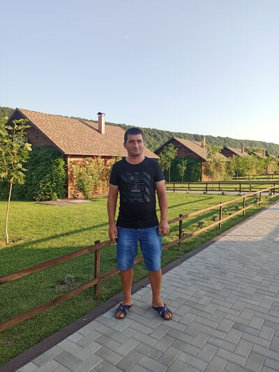  ,   Oleg, 40 ,   ,   