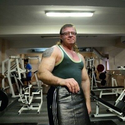  ,   Michail, 55 ,   ,   , c 