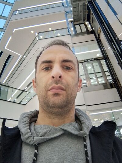 ,   Edik, 37 ,   ,   