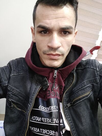 ,   Ion, 33 ,   ,   , c 