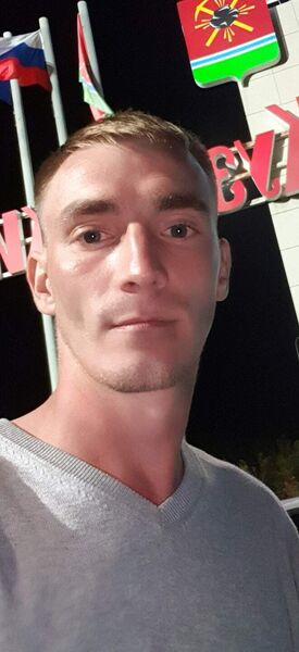  -,   Artem, 31 ,   ,   , c , 