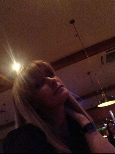  ,   Nelli, 47 ,   c 
