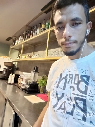  ,   Omar, 27 ,   ,   