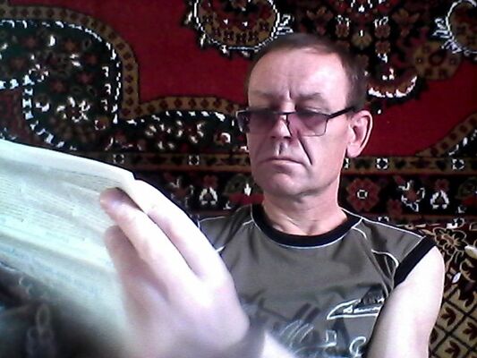  ,   Leon5, 56 ,   ,   , c 