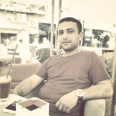  ,   Martin, 37 ,   