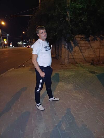 ,   Victor, 38 ,   ,   , c 