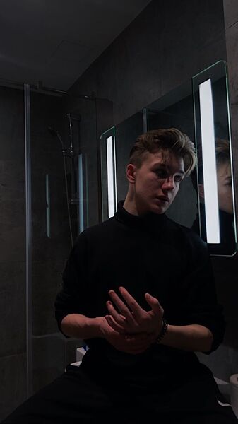  -,   , 22 ,  