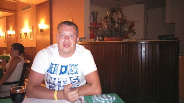  ,   VIKTOR, 35 ,   ,   , c 