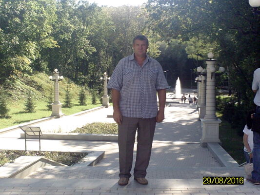  ,   Viktor, 59 ,   