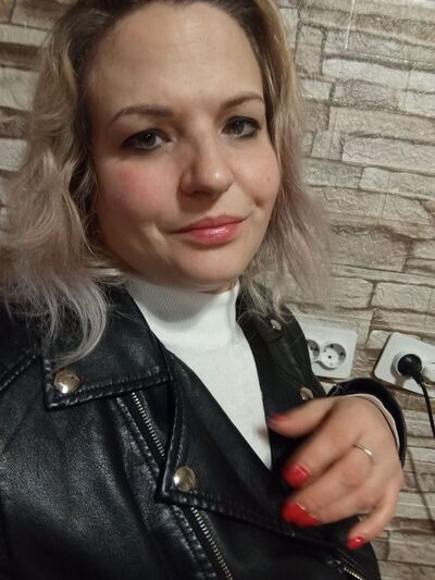  -,   Lyudmila, 33 ,   